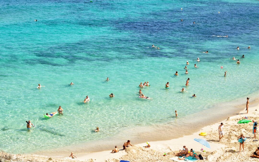 O que levar para a praia: Veja o que levar